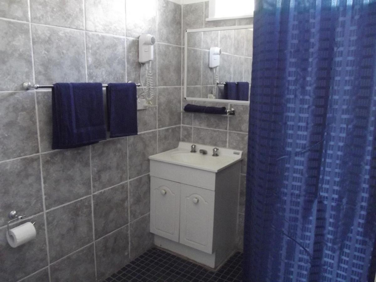 Coonamble Motel Room photo